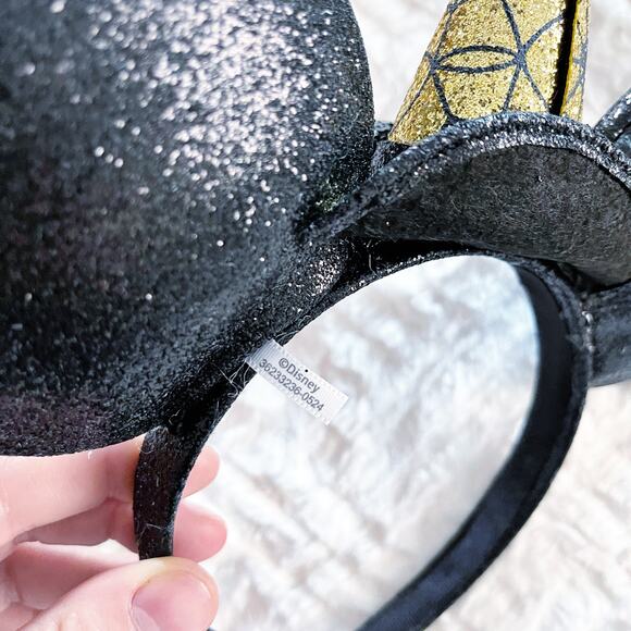 Disney Halloween Witch Minnie Mouse Ears - Picture 5 of 5